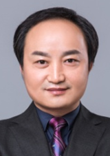 <a href='http://www.lnzszx.com/a/1471.html' target='_blank'><u>石榮劍</u></a>