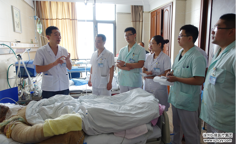 夏季小兒燒傷多發(fā) 燒傷科專家提醒家長小心看護(hù)莫大意