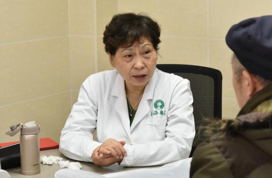 <a href='http://www.lnzszx.com/a/1811.html' target='_blank'><u>丁素菊</u></a>