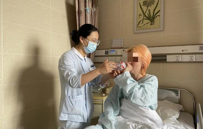 “我住我的院，你該忙啥忙啥！”年輕人都這么“佛”了嘛？