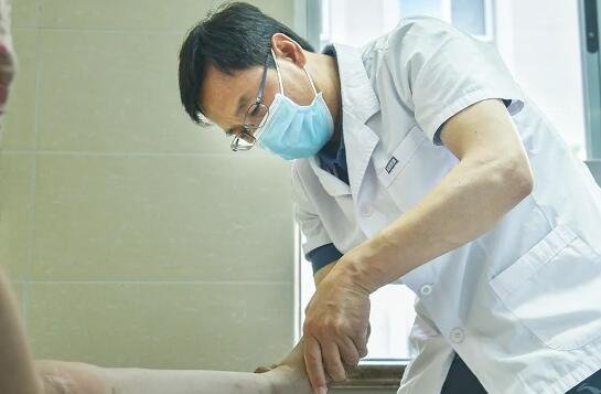 <a href='http://www.lnzszx.com/' target='_blank'><u>徐州仁慈醫(yī)院</u></a>
